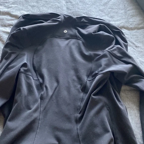 Lululemon wrap jacket - Picture 4 of 5